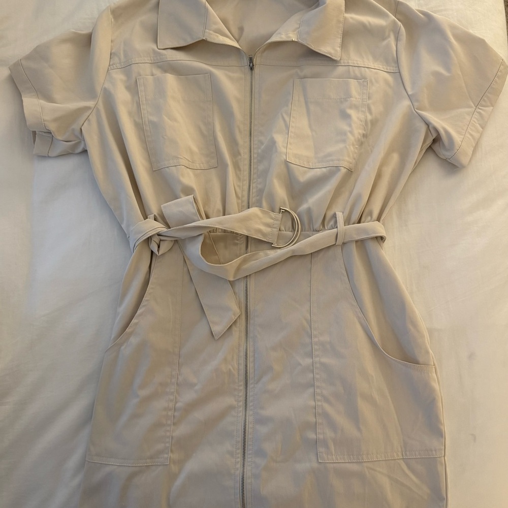 Beige Short Sleeve Belted Dress